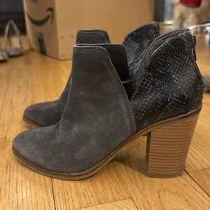 Dolce Vita DV8 Shai Gray Mixed-Material Heeled Booties | Size 8.5